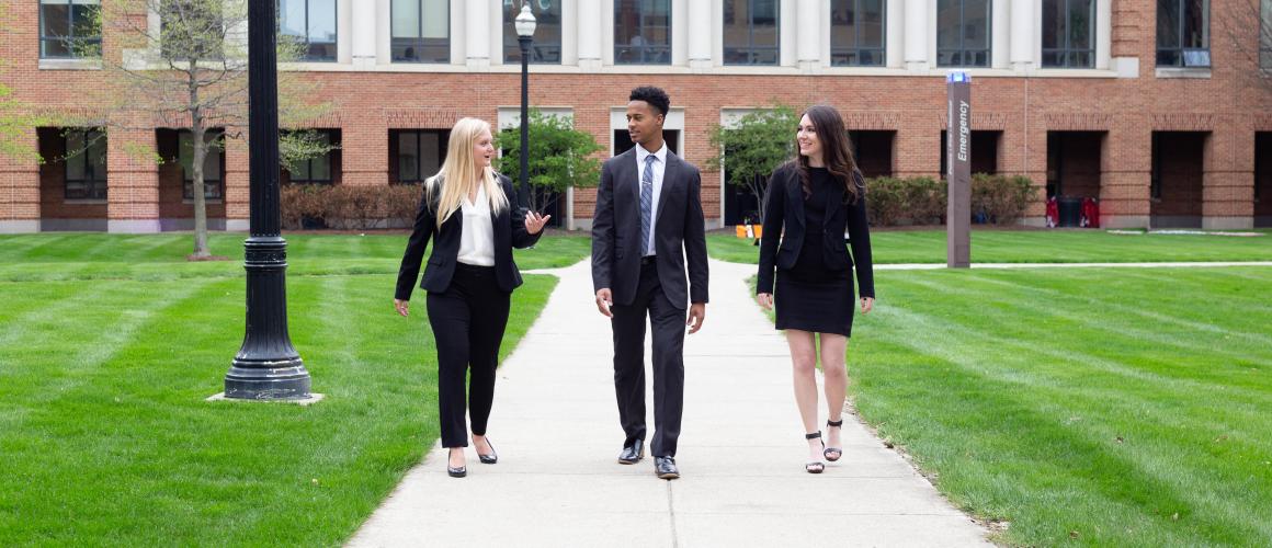 Fisher students walking on campus