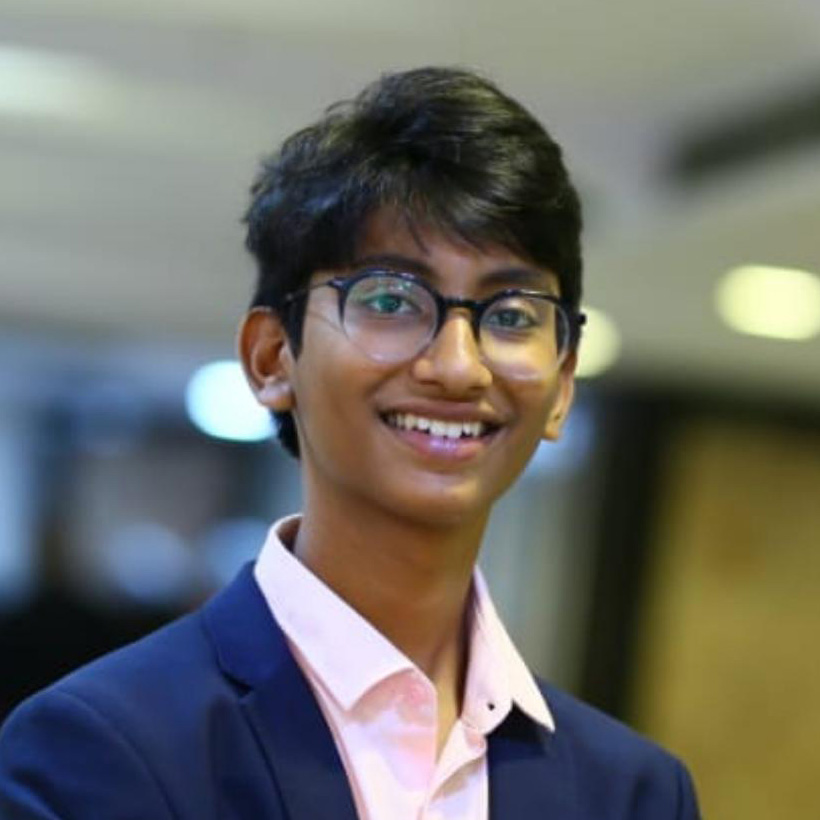 Eshwar Pamula headshot